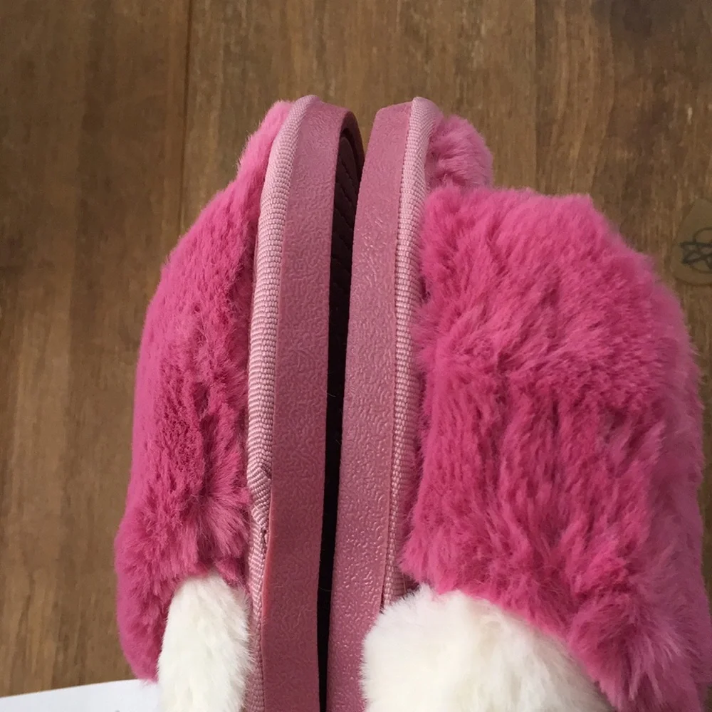 New Casa Clara fuzzy pink sandal house  slippers shoes - Picture 9 of 9
